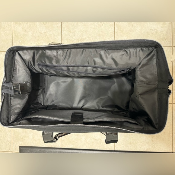 Beis weekender bag in Black - Picture 5 of 6